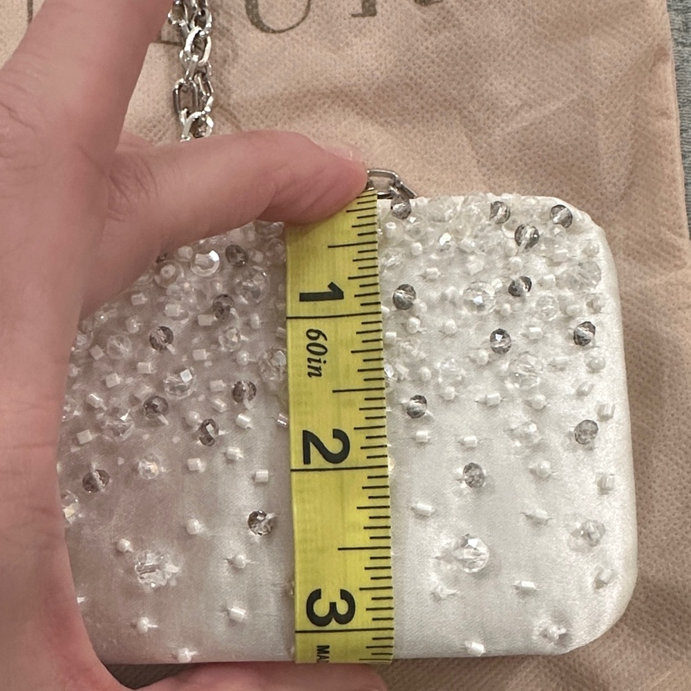 Menbur Vintage White Beaded Clutch with Chain Strap - Picture 10 of 13